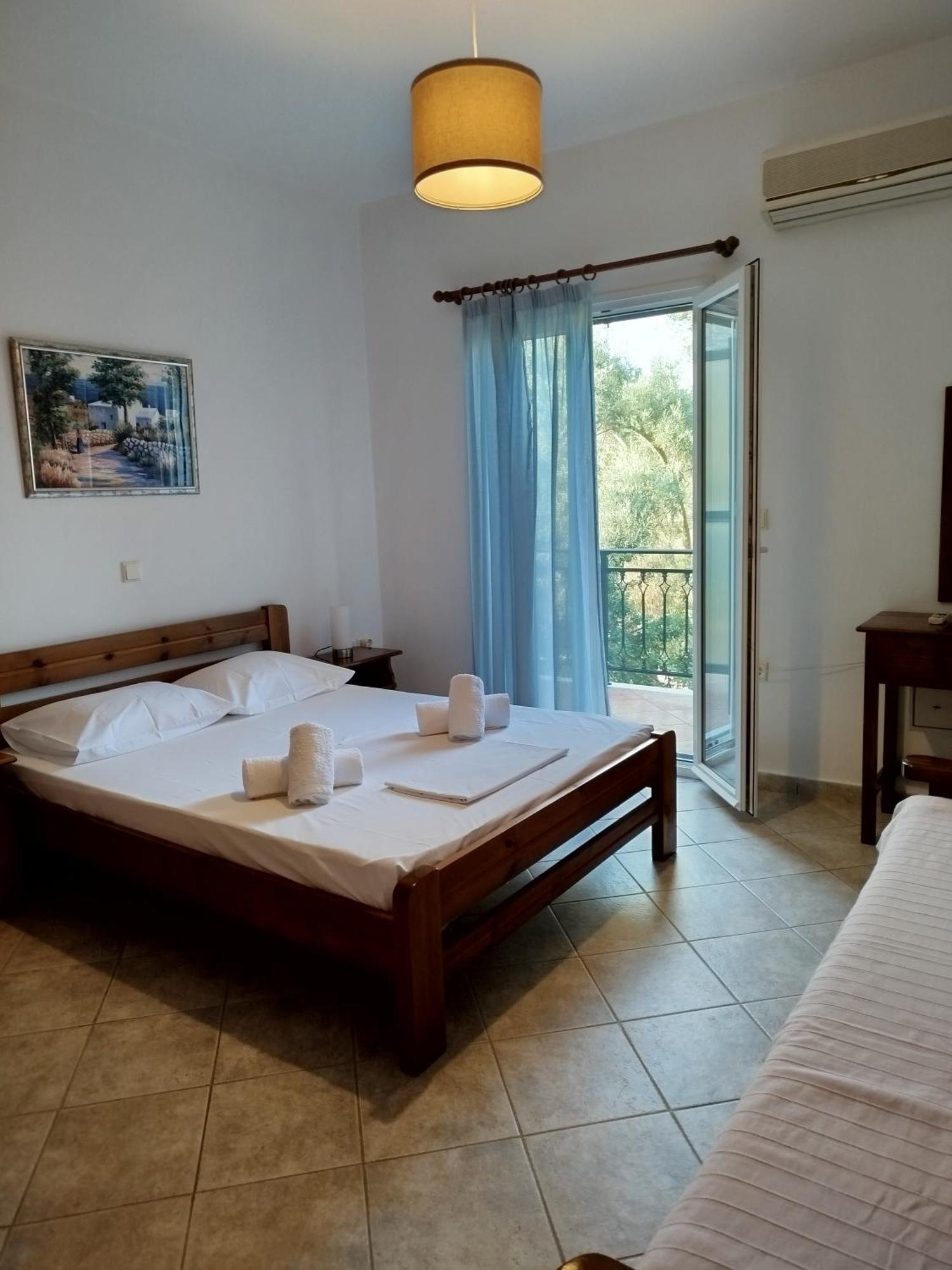 Riverside Αpartments Vasilikí Eksteriør billede